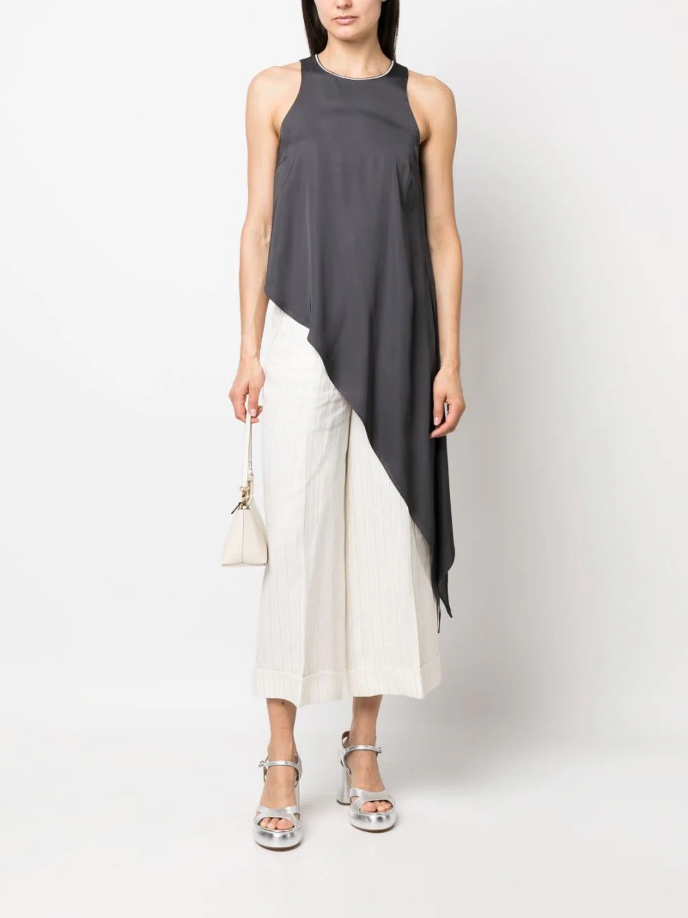 Asymmetrical Chain Trimmed Tank