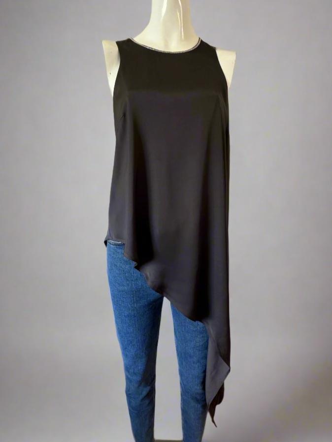Asymmetrical Chain Trimmed Tank