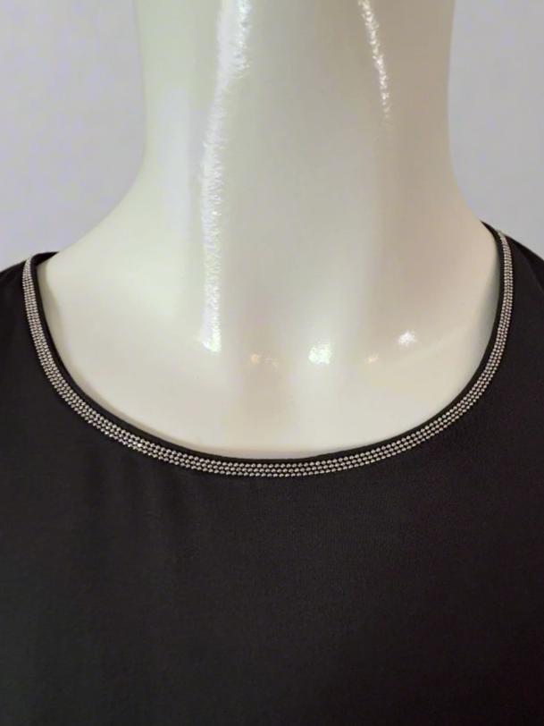Asymmetrical Chain Trimmed Tank